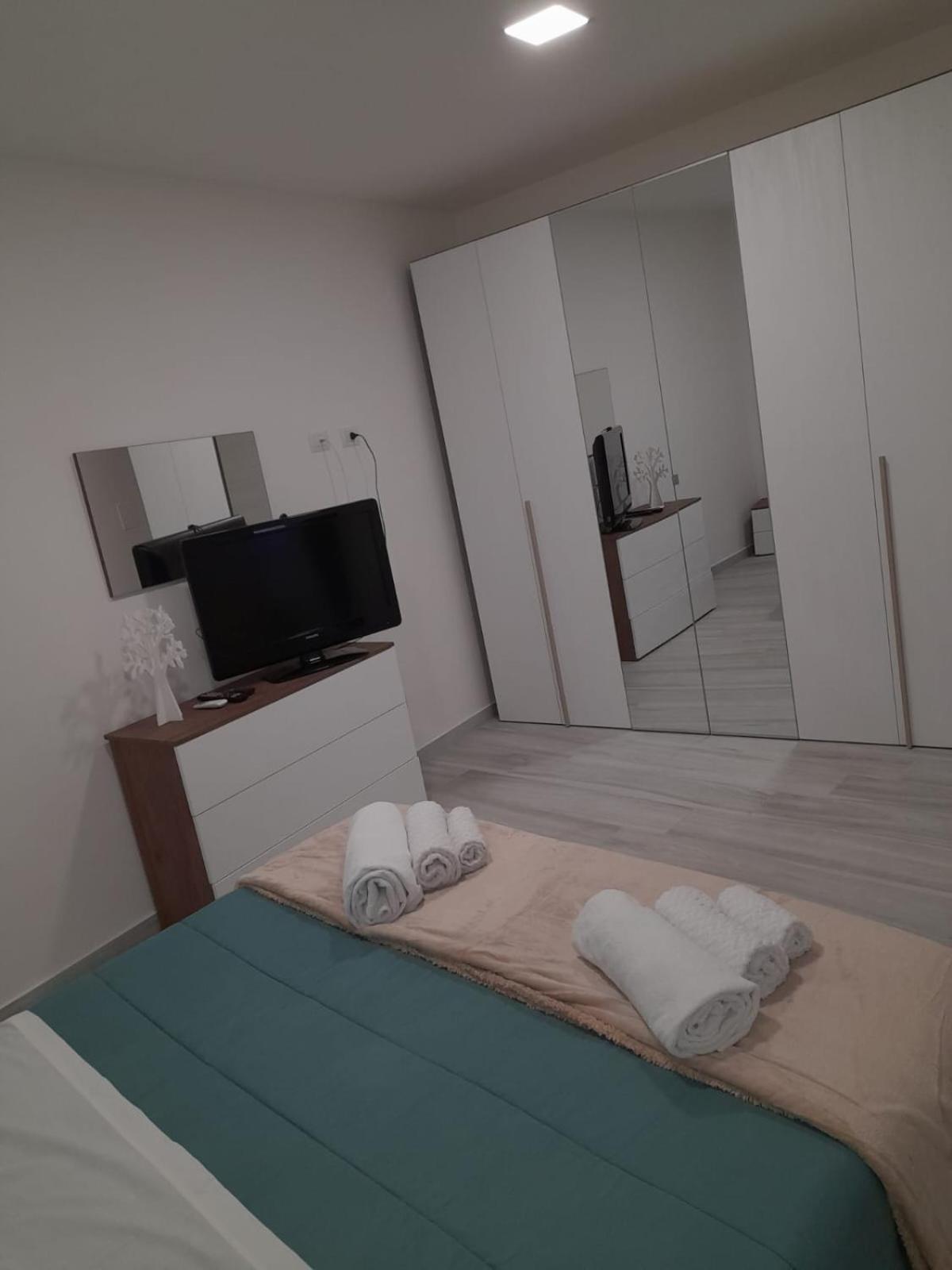 Casa Vacanze In Centro! كالتاجيروني المظهر الخارجي الصورة